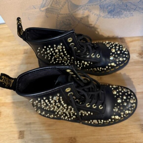 NWOT - Dr Martens 1460 Midas Smooth Leather Gold Studded Boots – RARE - Picture 10 of 16